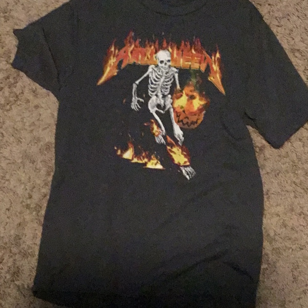 Skull shirt